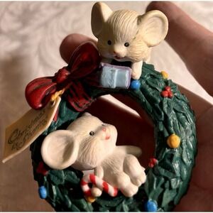 Vtg Rennoc Christmas Ornament Mice Sitting on Wreath Christmas is Sharing 91'